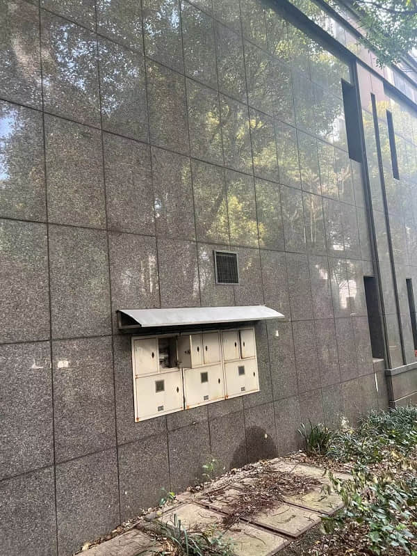 杭州郡康怡德醫(yī)院空調(diào)外機降噪2 杭州郡康怡德醫(yī)院空調(diào)外機降噪2